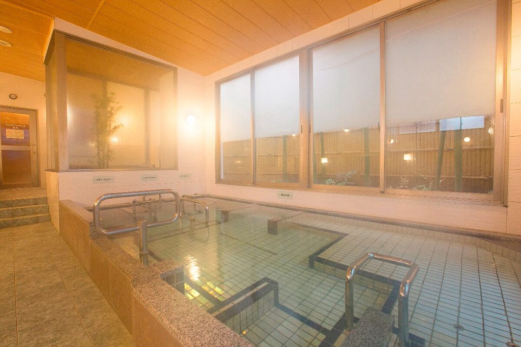 Tachikawa Yuyashiki Ume no Yu | Taratta Tachikawa